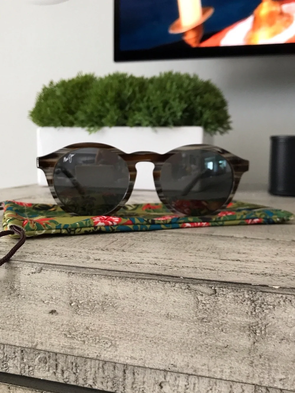Maui Jim Pineapple 🍍 Tortoiseshell Sunglasses with Gray Lenses